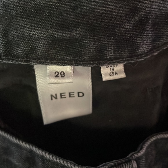 NEED SUPPLY Pen Fit High Rise Relaxed Straight Leg Jeans in Broken Black - Picture 13 of 16